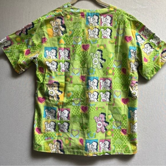 Carebears printed v neck short sleeve scrub top Sz M - Picture 2 of 4